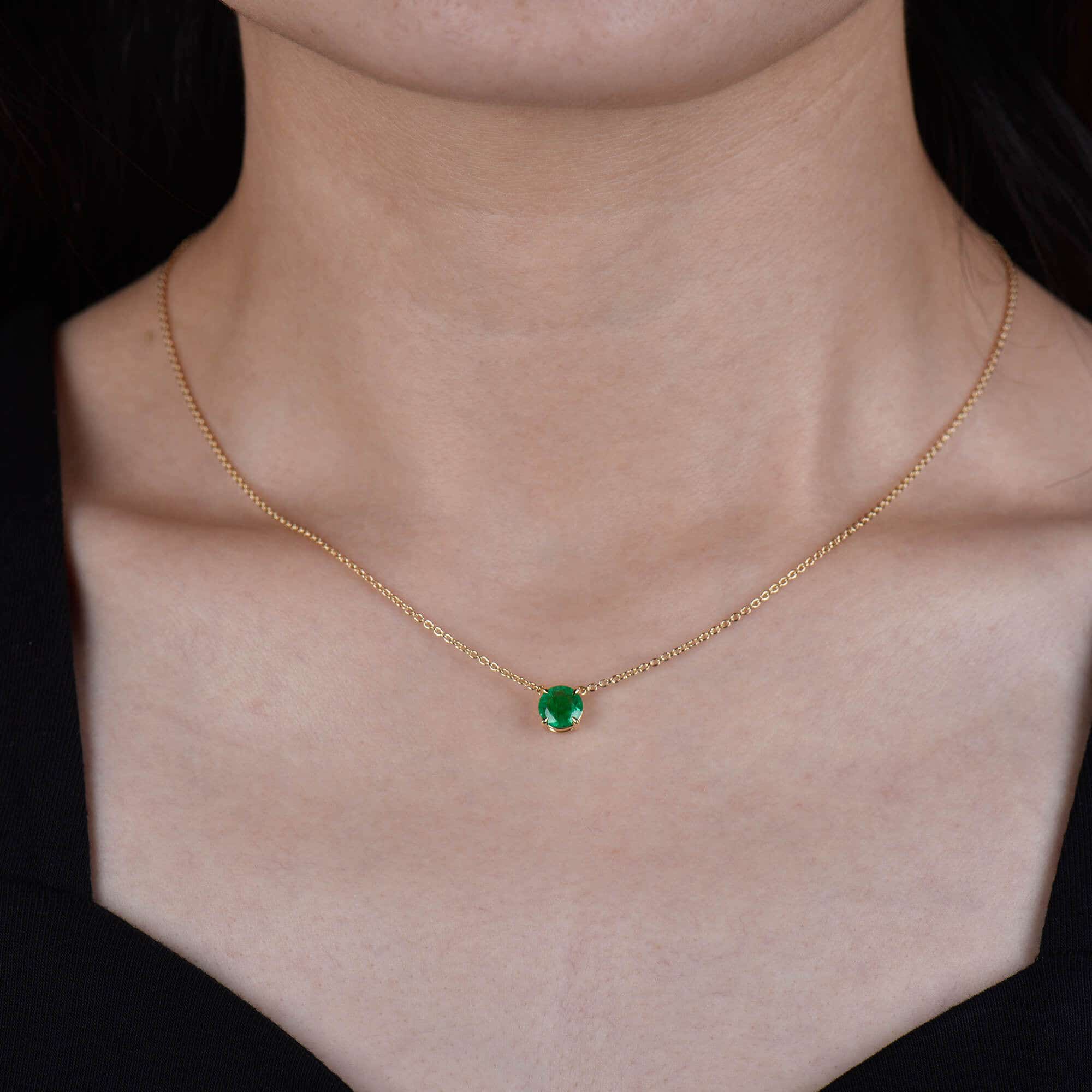 Natural Vivid Green Emerald Necklace, 0.94 Carat