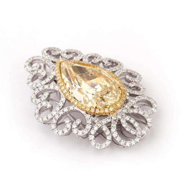 Fancy Light Yellow Diamond Necklace, 12.02 Ct. TW, Pear shape, GIA Certified, 2155101503