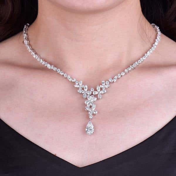 White Diamond Necklace, 3.04 Carat, Pear shape, GIA Certified, 6322871159