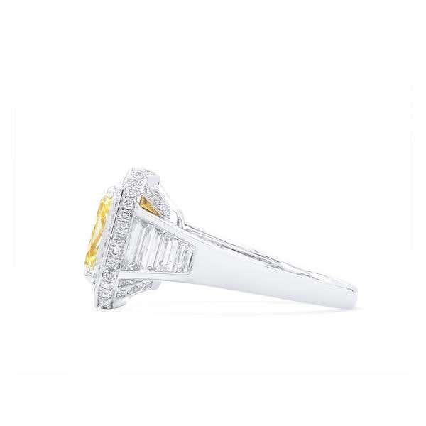 Fancy Light Yellow Diamond Ring, 5.03 Ct. (6.47 Ct. TW), Radiant Shape, 6224762251