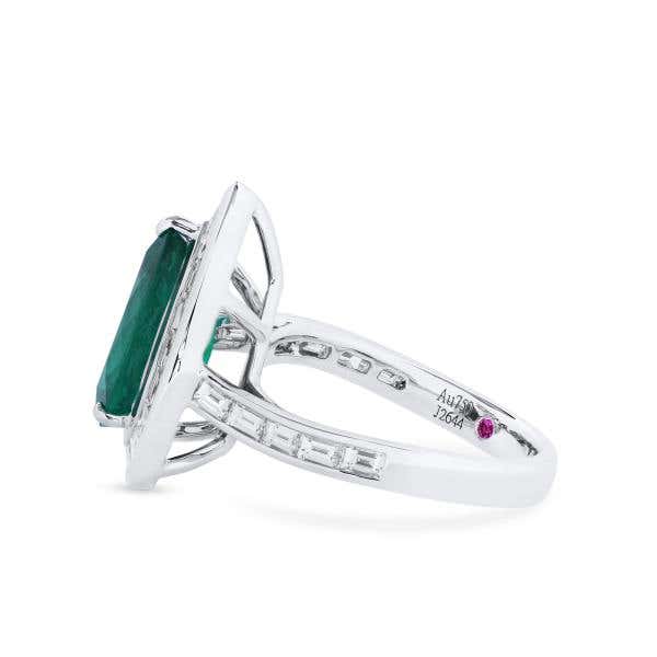 Vivid Green Colombian Emerald And Diamond Ring, 3.40 Ct. (4.57 Ct. TW), GRS2021-038576
