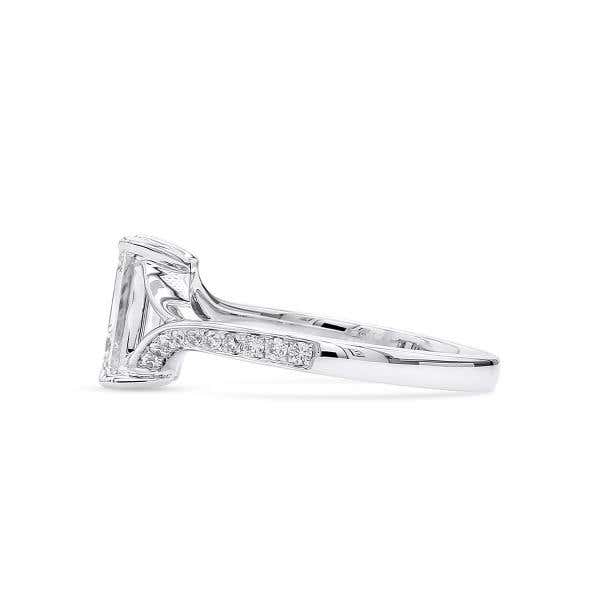 White Diamond Ring, 1.01 Ct. (1.17 Ct. TW), Baguette shape, GIA Certified, 6352550566