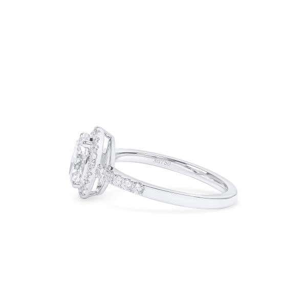 White diamond ring, 1.01 CT. (1.21 CT. TW), OVAL SHAPE, 6411692982