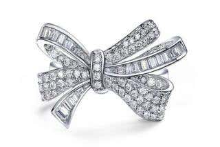 The Uniqueness of Bow Diamond Rings