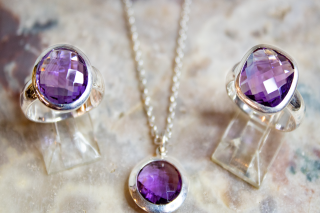 Guide To Gemstone Rings: What You Need to Know to Find the Perfect One
