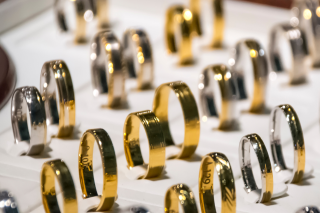 How To Clean White Gold Rings